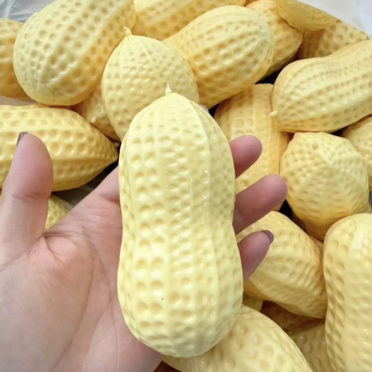 1pcs Big Size Peanut Squishy T - Party Games For Adults And Kids recension och pris