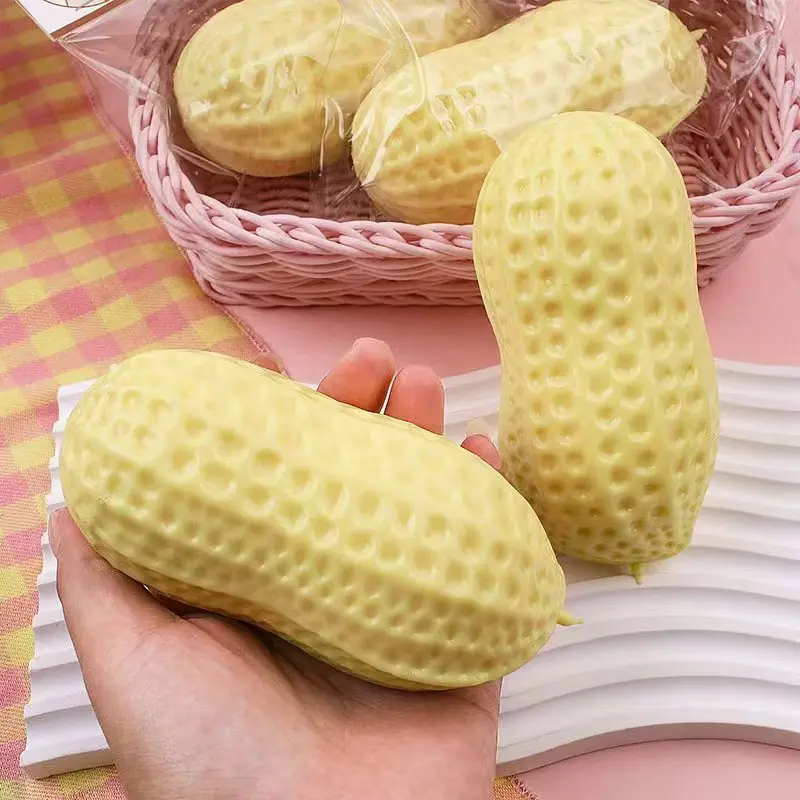 1pcs Big Size Peanut Squishy T - Party Games For Adults And Kids recension och pris